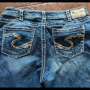 Silver jeans Suki 17” bootcut size 18 short